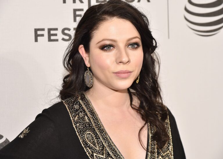 Michelle Trachtenberg Alcoholism Allegations Spark Intense Debate as Family Declines Autopsy