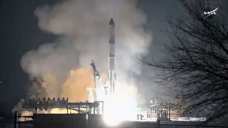 Belyayev’s birthday ‘candle’: Russia launches ISS cargo ship with logo honoring cosmonaut’s centennial (video)