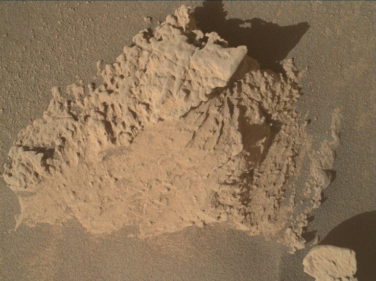 Sols 4466-4468: Heading Into the Small Canyon