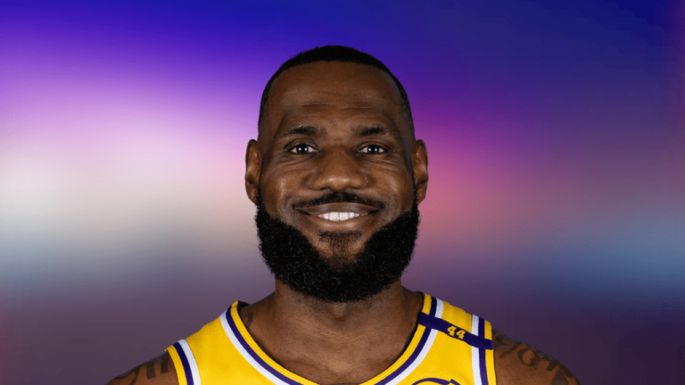 LeBron James ties Hassan Whiteside in blocks