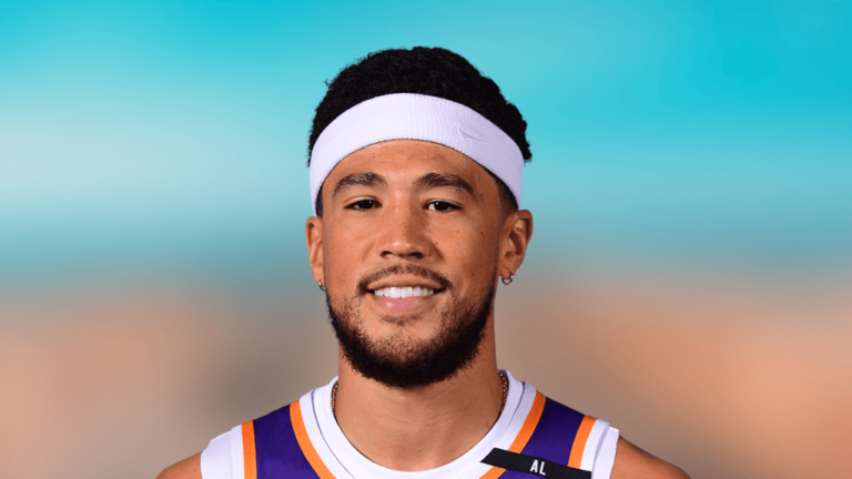 Mike Budenholzer asked Devin Booker to tone it down