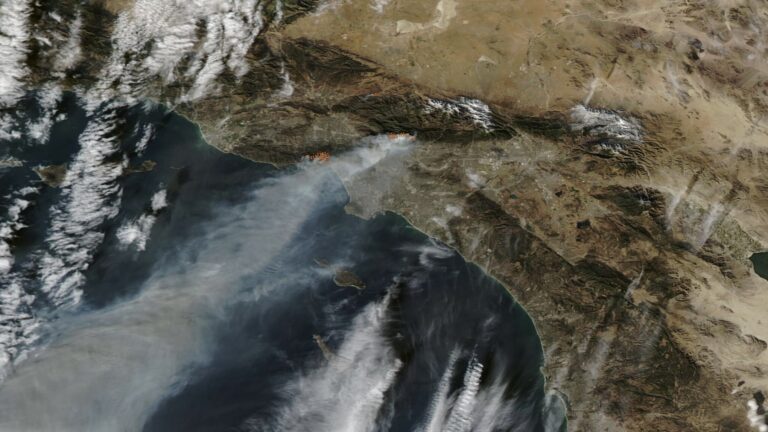 Wildfire survivor says it should be easier for the public to access satellite information » Yale Climate Connections