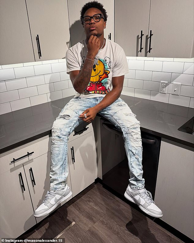 College football recruit Mason Alexander, 18, dies in horror car crash two months after signing with team