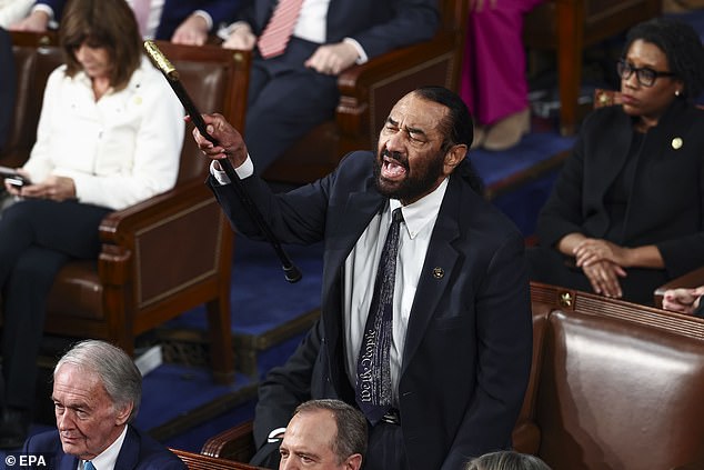 Dave Portnoy rips into Al Green after he was kicked out for disrupting Donald Trump’s address to congress