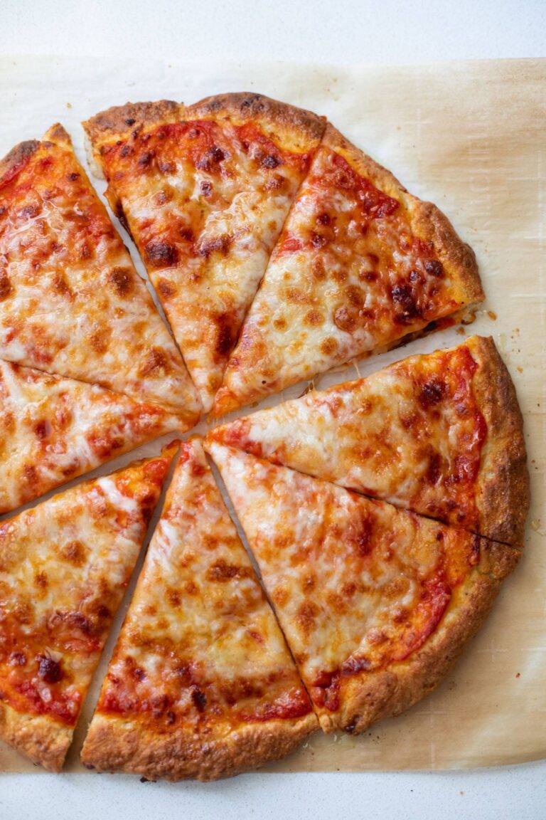 My New Favorite Pizza Has a Cottage Cheese Crust Recipe