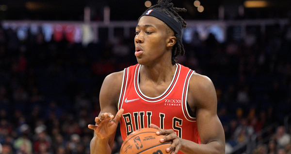 Ayo Dosunmu To Undergo Shoulder Surgery Will Need 4 6 Months To Recover