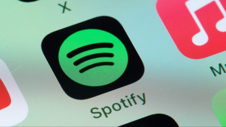 Spotify says it’s fixing the bug that caused Premium users to hear ads