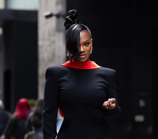 Kandi Slays in Laquan Smith Black and Red Reverse Blazer Dress and Christian Louboutin Condora Pumps to Promote Othello on Broadway