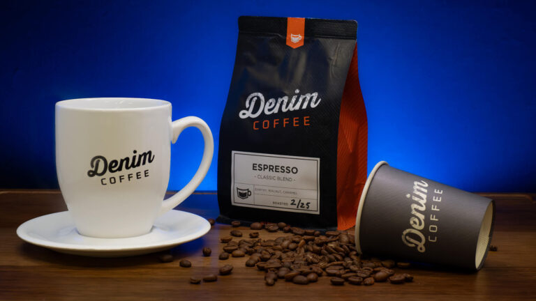 How to create a commercial photography set with vibrant color