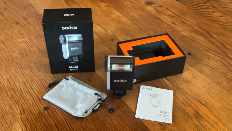 Review: Godox iA32 Mini Flash