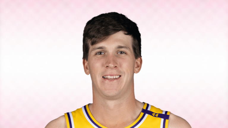 Austin Reaves avoids serious injury