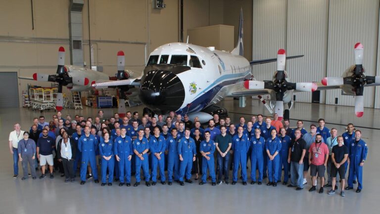 NOAA Hurricane Hunter layoffs threaten to degrade hurricane forecasts » Yale Climate Connections