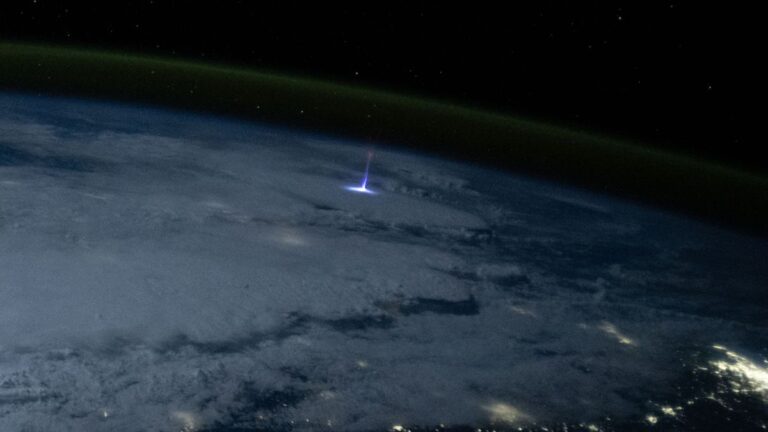 Spectacular photo taken from ISS shows ‘gigantic jet’ of upward-shooting lightning towering 50 miles over New Orleans