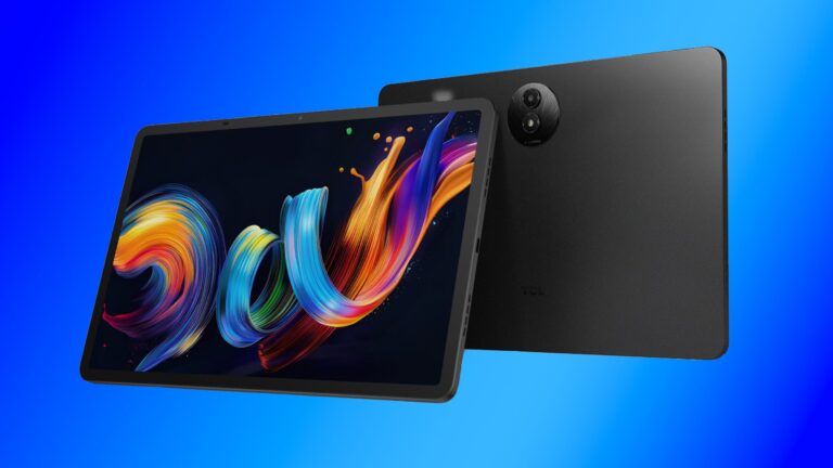 TCL’s newest phones can turn into a Kindle-like E ink device with the push of a button