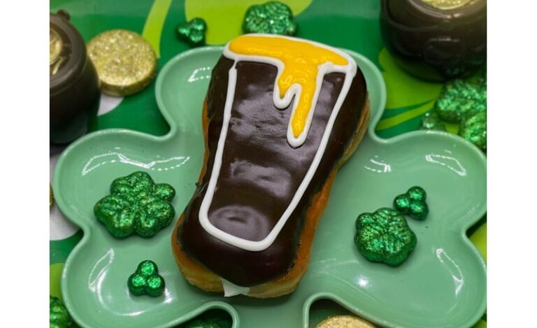 Celebratory Spring Holiday Donuts : Voodoo Doughnuts Bottom’s Up