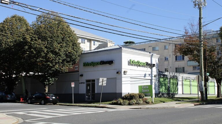 How New Jersey self-storage facilities generate solar energy for the community » Yale Climate Connections