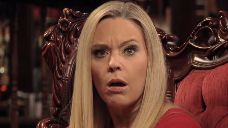 Kate Gosselin Complains Jon Didn’t ‘Play Nice’ During Divorce