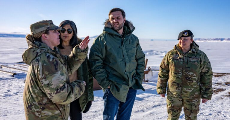 U.S. Military Removes Commander of Greenland Base