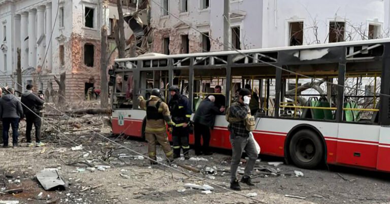Russia Launches Deadly Attack on Sumy in Ukraine