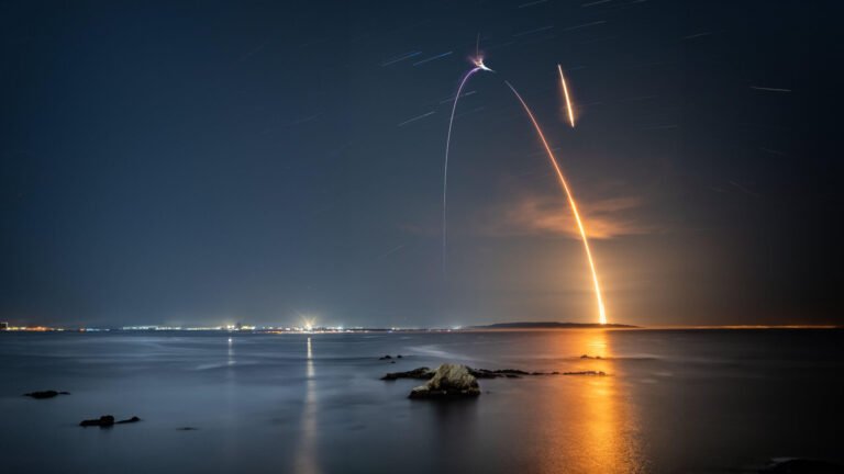 A retired aerospace photographer’s guide to rocket launch photography