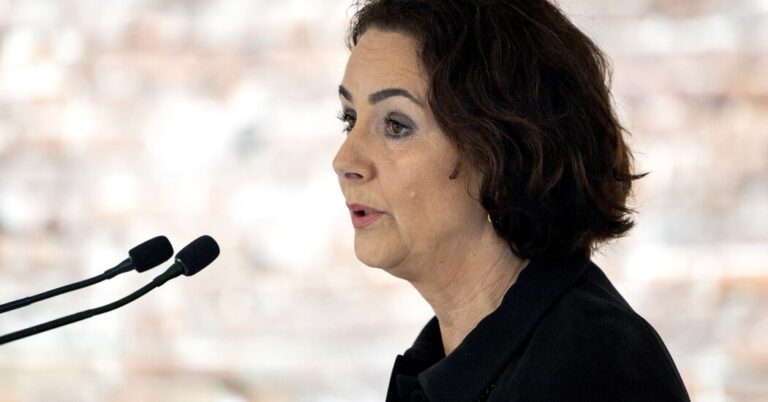 Amsterdam’s Mayor Apologizes for City’s Role in the Holocaust
