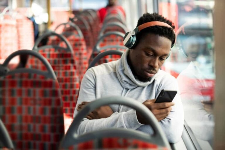 3 FTSE stocks Fools are eyeing up for choppy markets