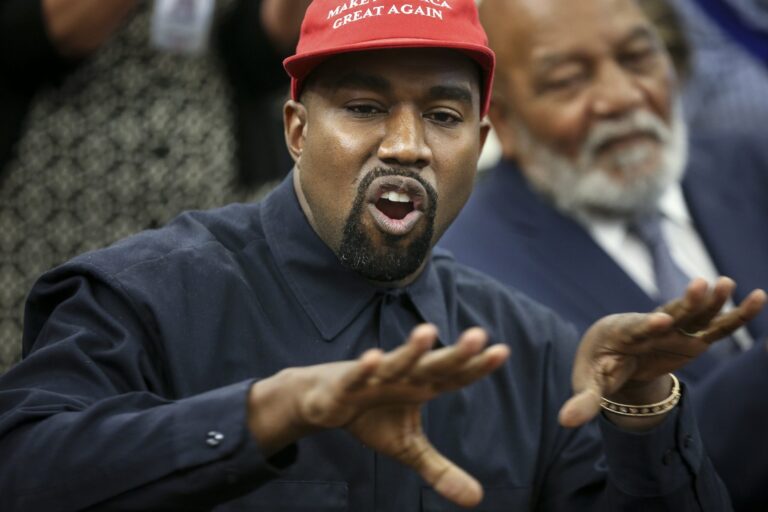 Jeffree Star Seems to Confirm Kanye West Affair In Cryptic Post