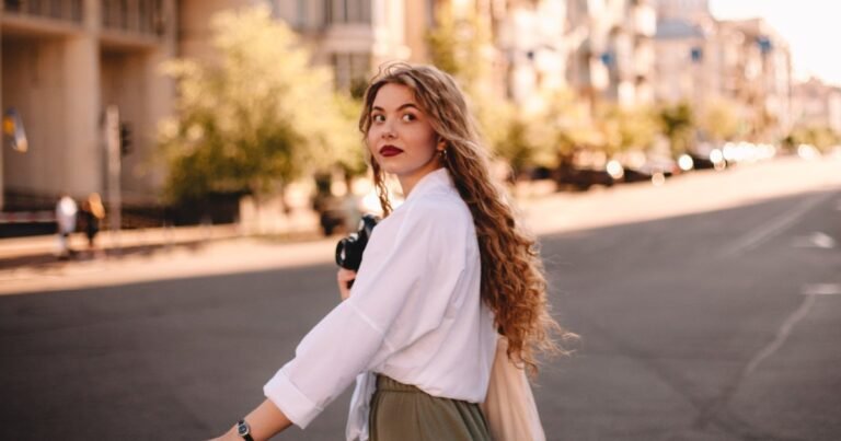 17 Loose Spring-to-Summer Tops That Are Secretly Slimming