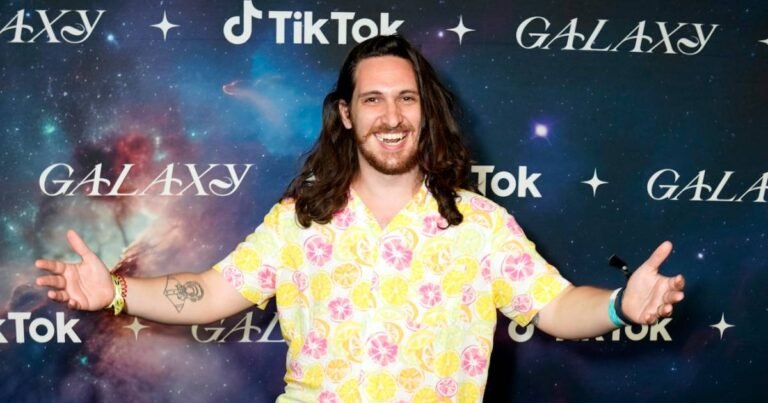 Influencer Sidney Raz Diagnosed Stomach Cancer After Daughter’s Death
