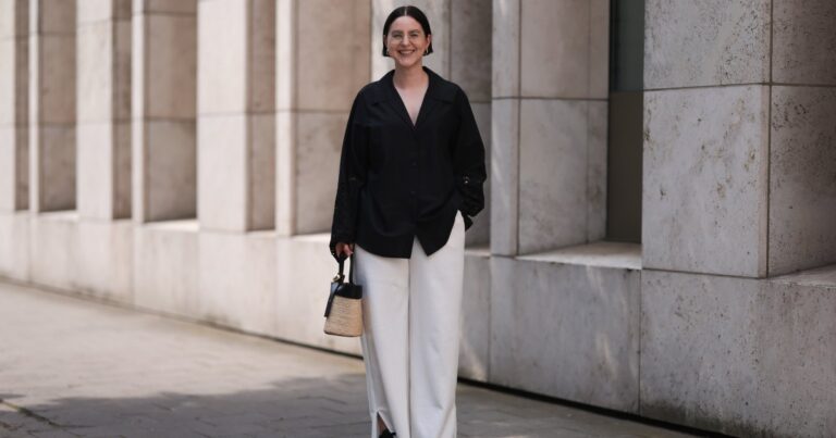 17 Slimming Sweatpants That Totally Pass for Office-Ready Slacks