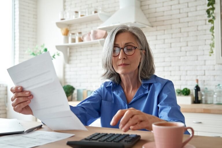 Women-Focused AI-Powered Financial Platforms : AI-Powered Financial Platform