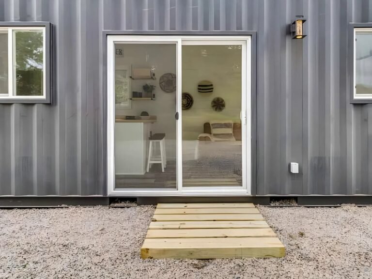 Shipping Container-Built Homes : kennedy model
