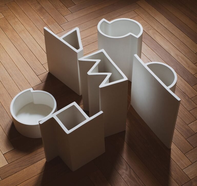 Chess-Inspired Ceramic Vase Capsules : kish o mat