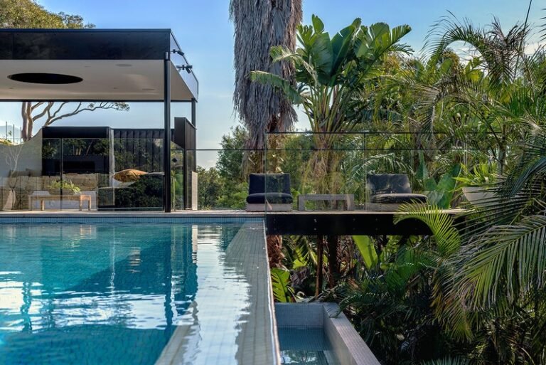 Cali Modernism-Inspired Outdoor Spaces : la cool
