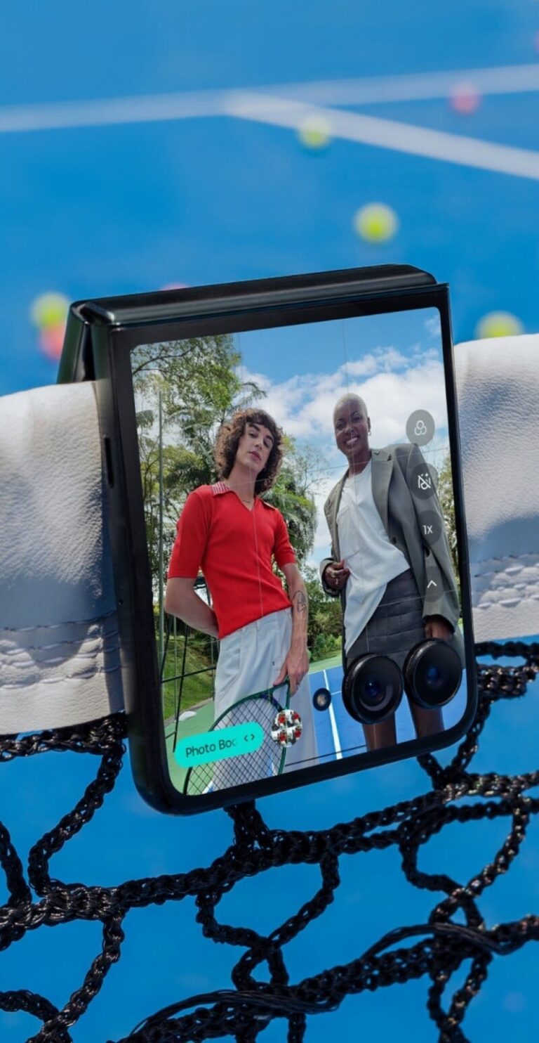 Durable Folding Smartphone Models : Motorola Razr 60 Ultra