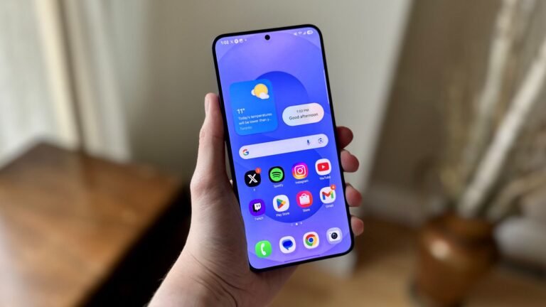 Samsung pauses One UI 7 rollout due to ‘serious bug’