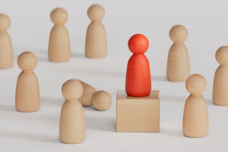 Why Narcissists Emerge as Leaders Even in Childhood