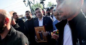 Romanian Nationalist Wins First Round of Presidential Voting