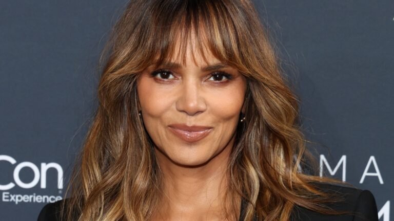 Halle Berry & Boyfriend Share Bedroom Video: Happy Boning to Us