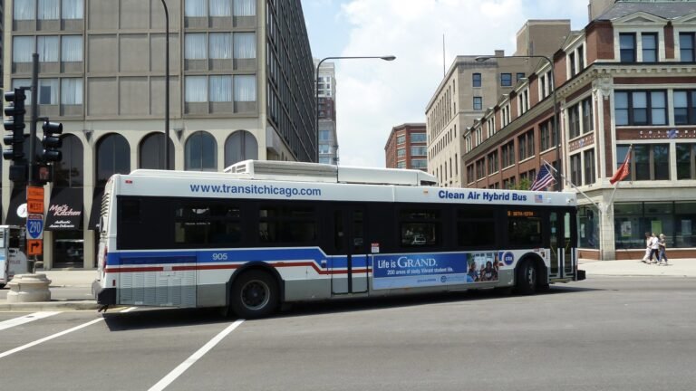 Extreme weather could cause more disruptions to Chicago public transit » Yale Climate Connections