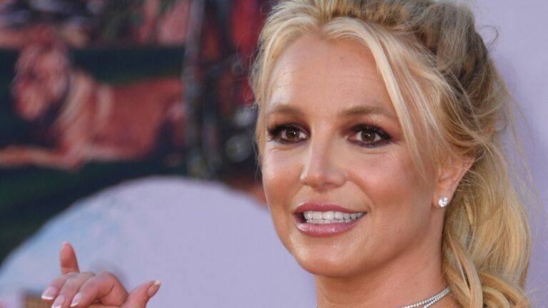Britney Spears Suffers Wardrobe Malfunction in New Dance Video