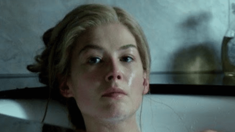 Rosamund Pike “Punched In Face For Her Phone” On London Street