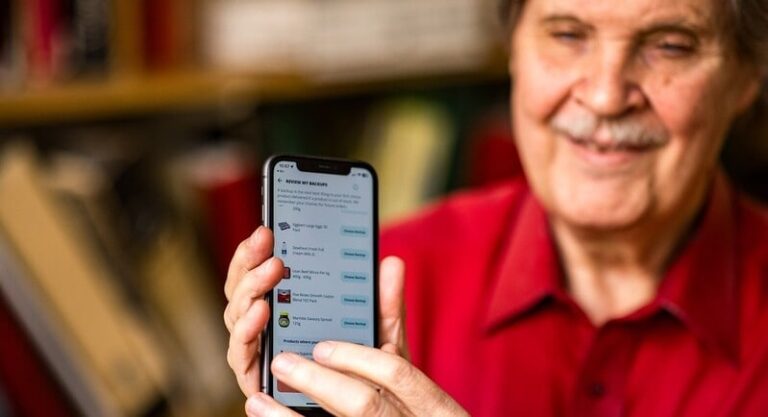 Assistive Shopping Apps : Assistive Shopping App