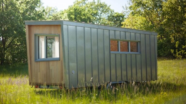 Ethereal Feminine Tiny Homes : Botanical Hut tiny house