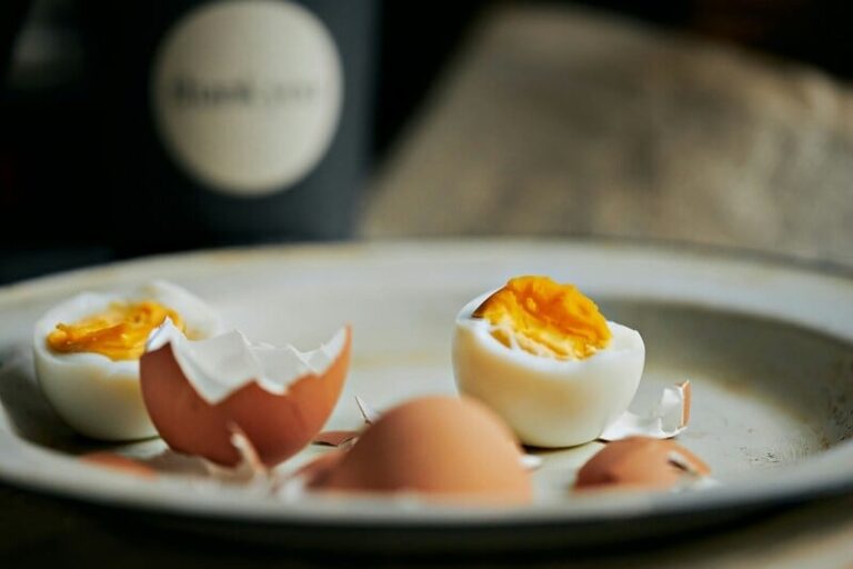 Viral Egg Tasting Menus : egg flights