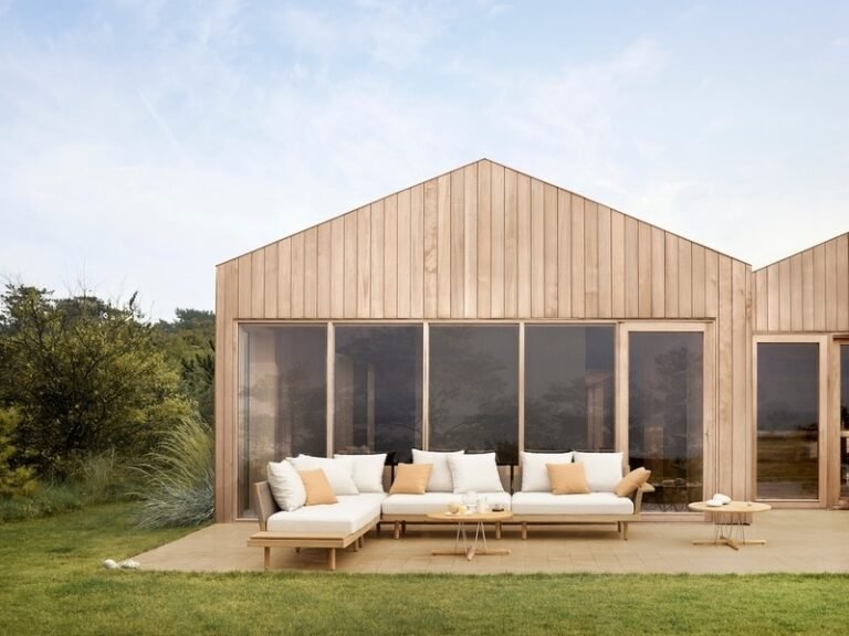 Kite-Inspired Outdoor Furniture : embrace collection 1