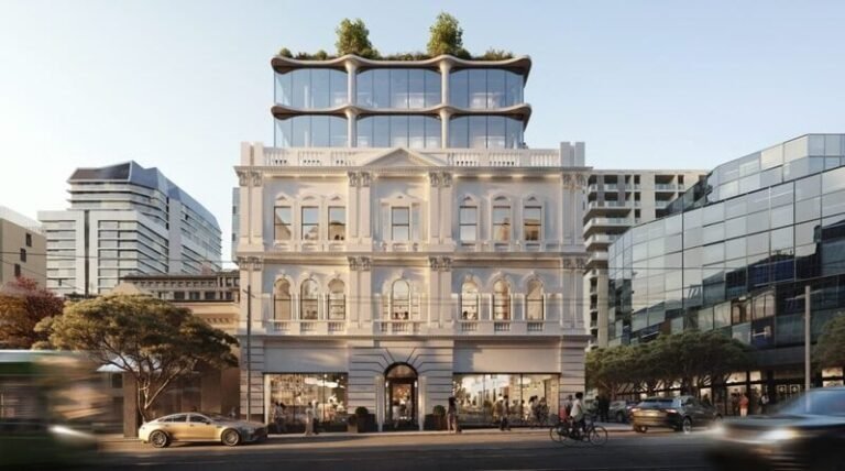 Wellness-Focused Lifestyle Hubs : Health Club