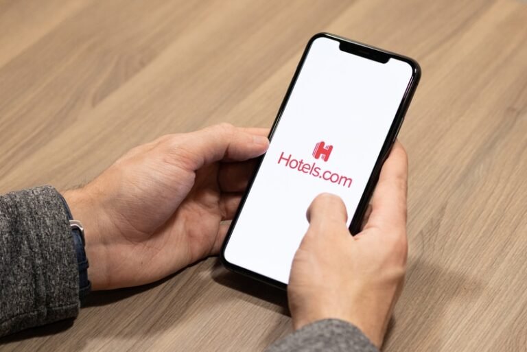 Simplified Hotel Inquiries : Hotels.com Introduced
