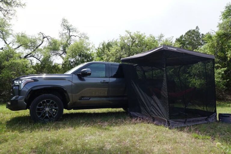 Screened-In Vehicle Awnings : Kammok Crosswing awning