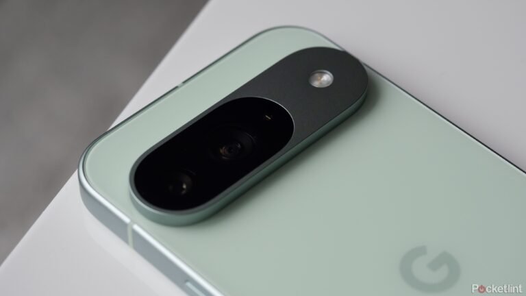 4 moves that might help the Pixel 10 beat the iPhone 17